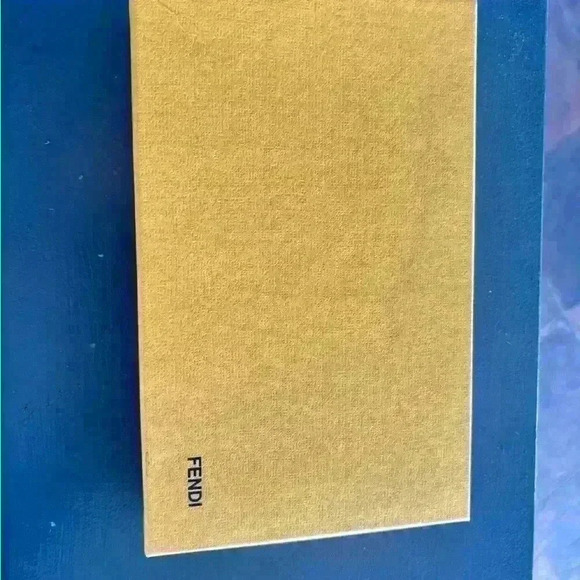 FENDI FF Zucchino Coated Canvas Zip Around Wallet Black Signature with gold zip - Picture 12 of 12